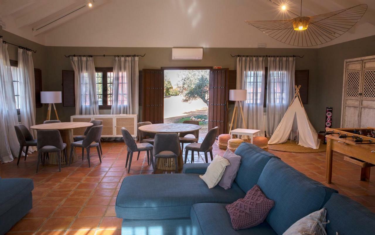 Hotel Rural Las Tejuelas Valdecaballeros Luaran gambar