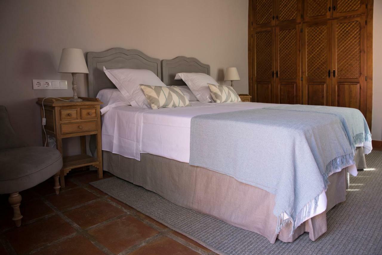 Hotel Rural Las Tejuelas Valdecaballeros Luaran gambar